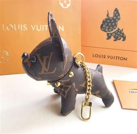 poop louis vuitton|Louis Vuitton dog collection debuts for $65K .